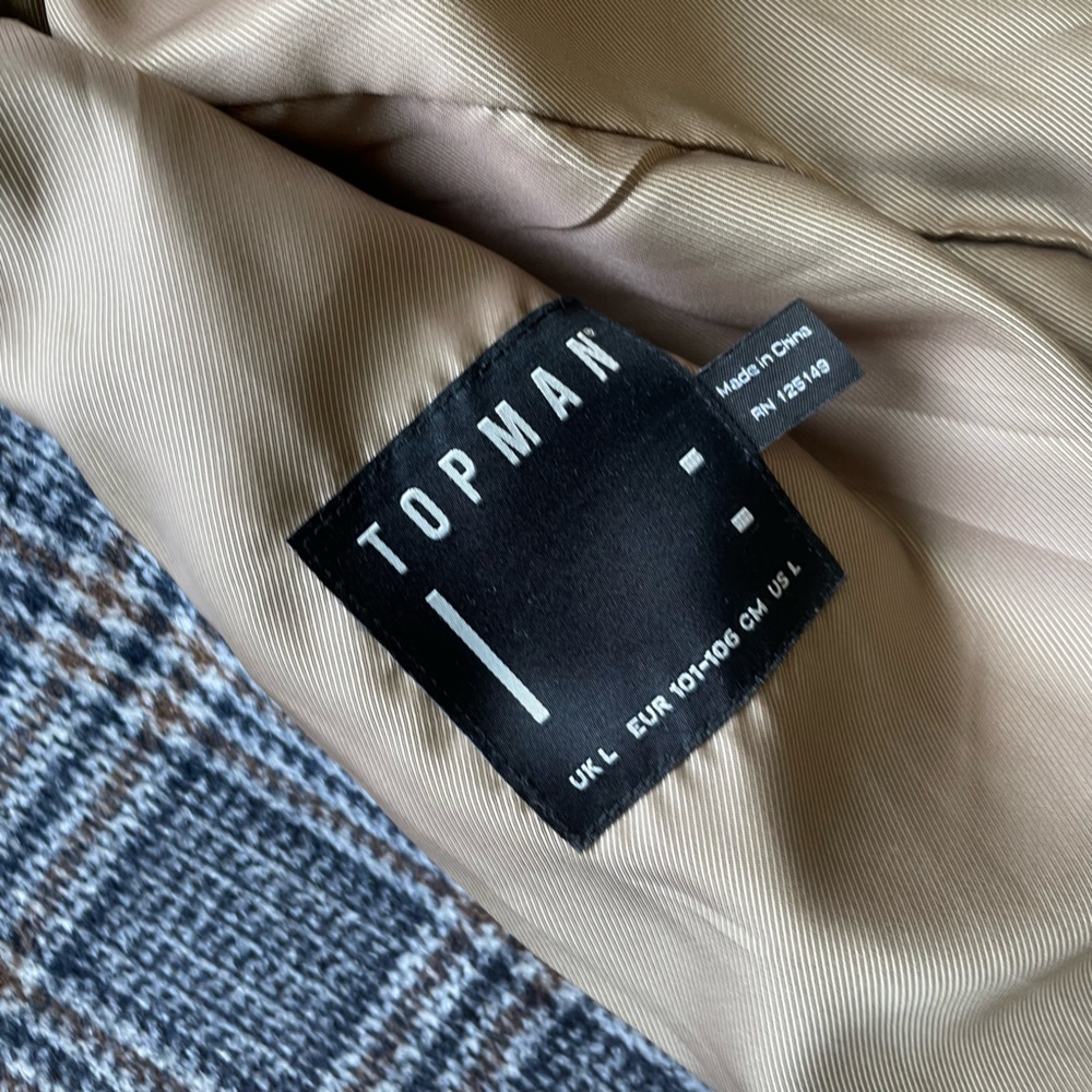 Overcoat size Large - Picture 2 of 3